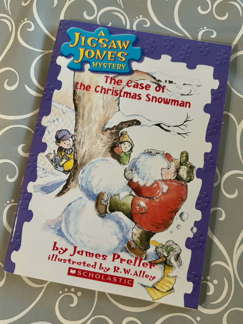 A Jigsaw Jones Mystery: The Case of the Christmas Snowman- By James Preller