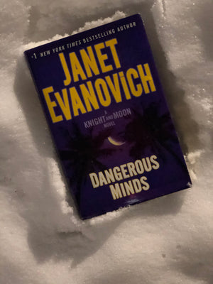 Dangerous Minds- By Janet Evanovich