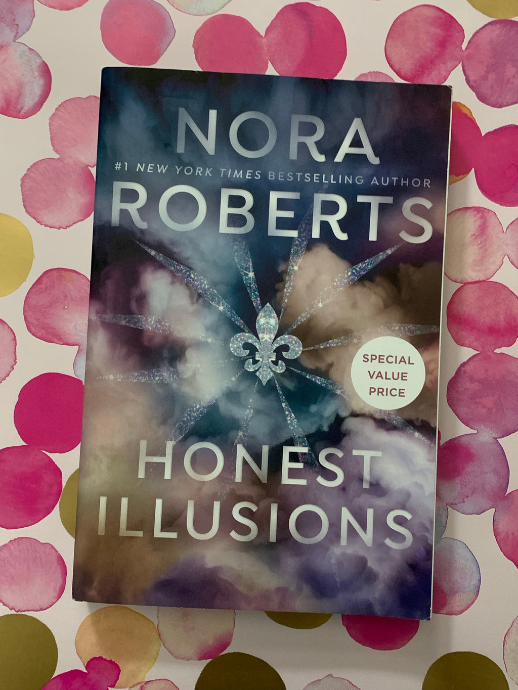 Honest Illusions- Nora Roberts