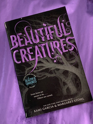 Caster Chronicles #1: Beautiful Creatures- By Kami Garcia & Margaret Stohl