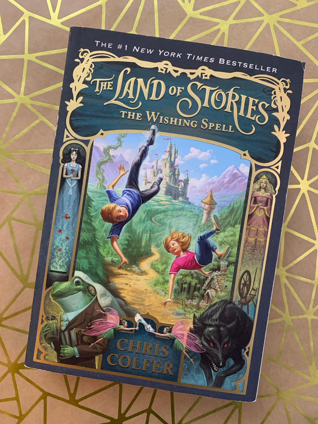 The Land of Stories: The Wishing Spell- By Chris Colfer