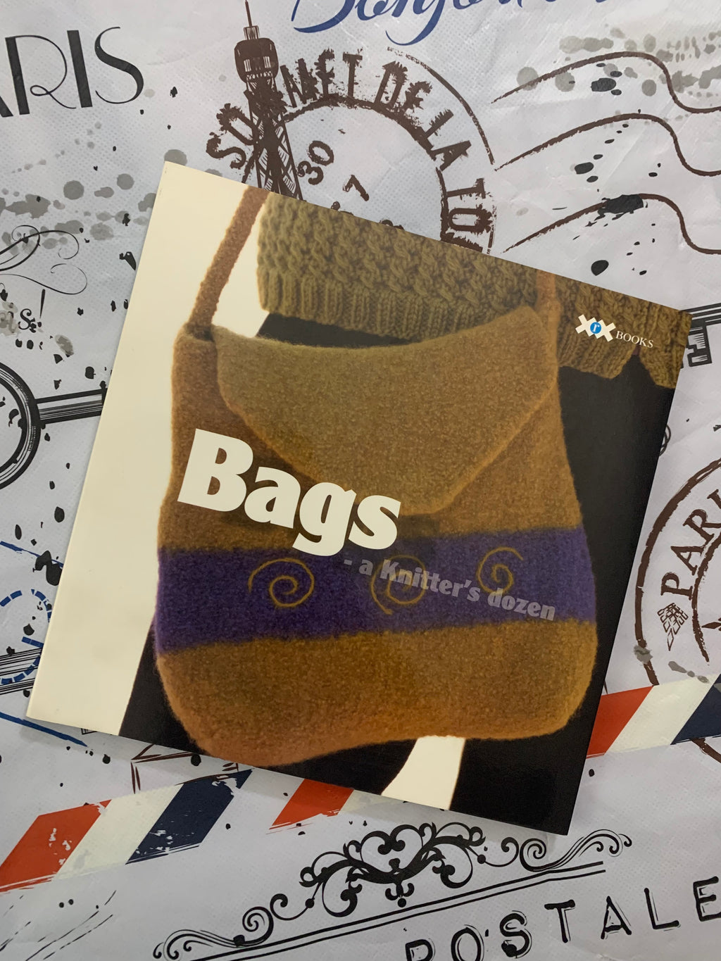 Bags: A Knitter's Dozen