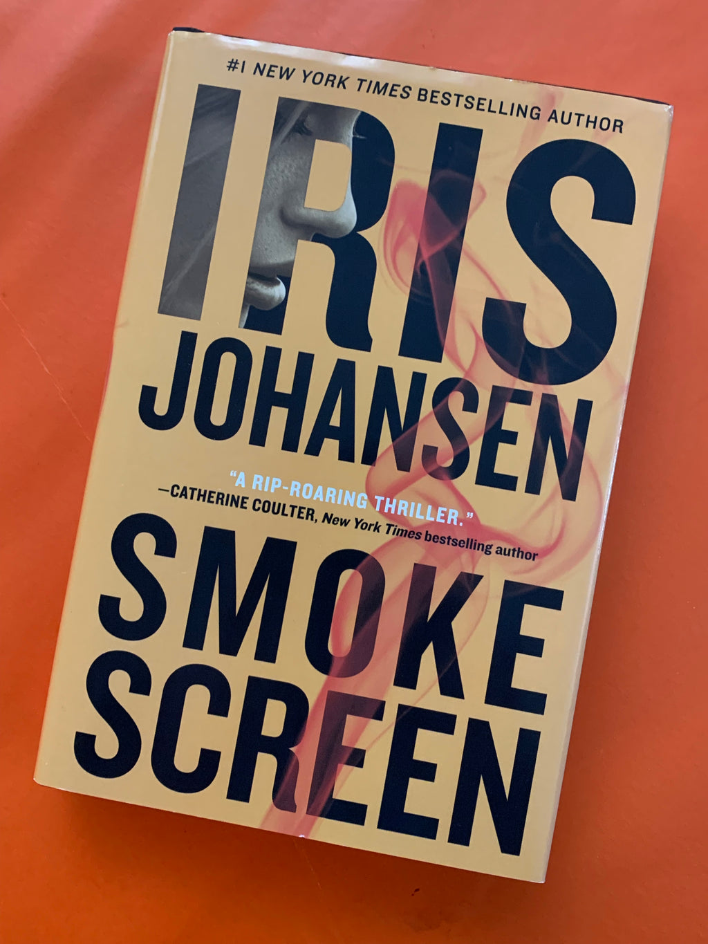 Smokescreen- By Iris Johansen
